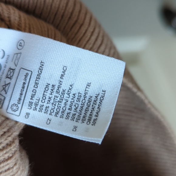 COS Sweater - Picture 4 of 5